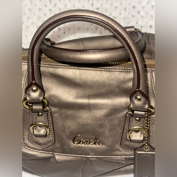 Coach Large leather Bronze Ashley convertible satchel - Picture 2 of 9